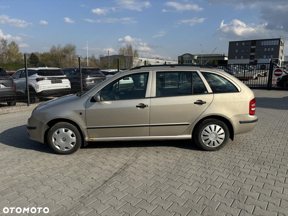 Skoda Fabia 1.2 12V Ambiente - 8