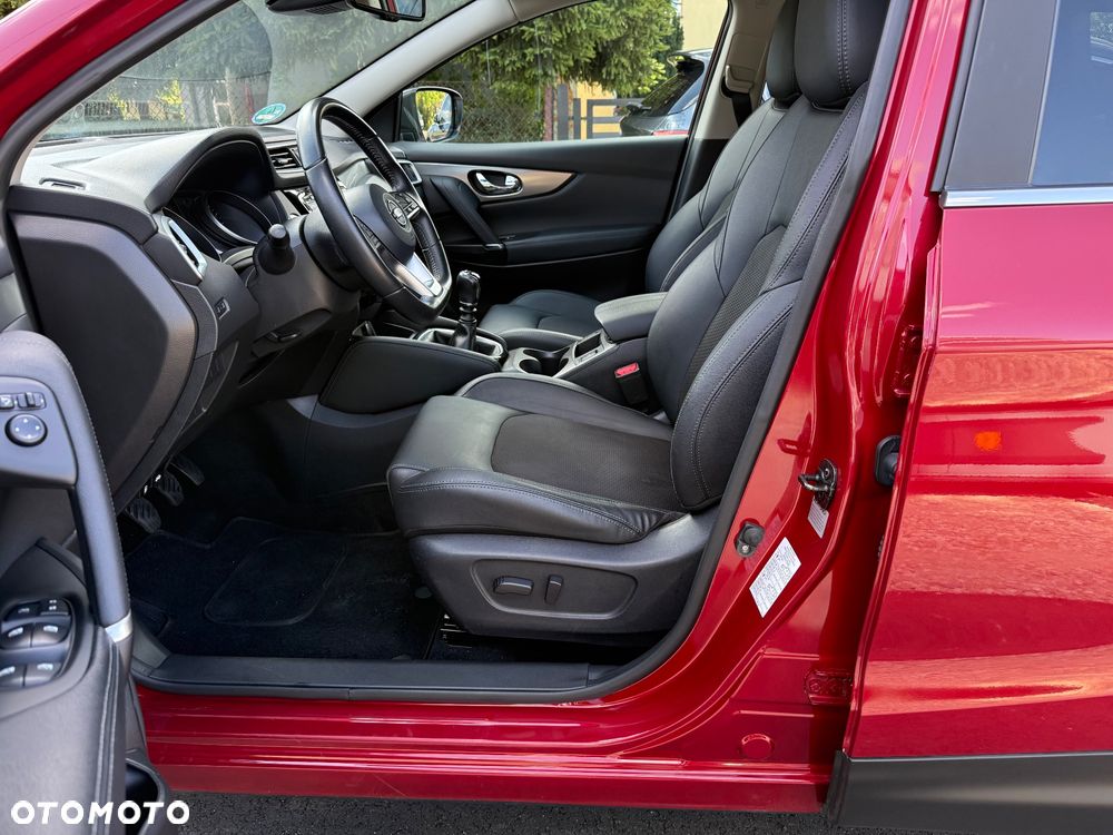 Nissan Qashqai 1.3 DIG-T N-WAY - 12