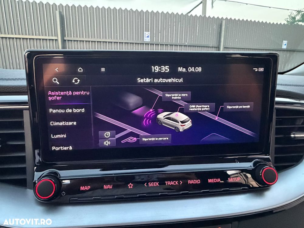 Kia Ceed 1.6 CRDi DCT Vision - 26
