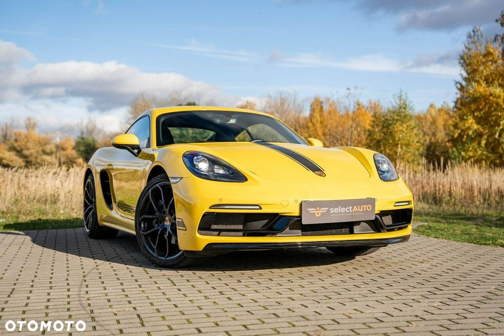 Porsche 718 Cayman - 3