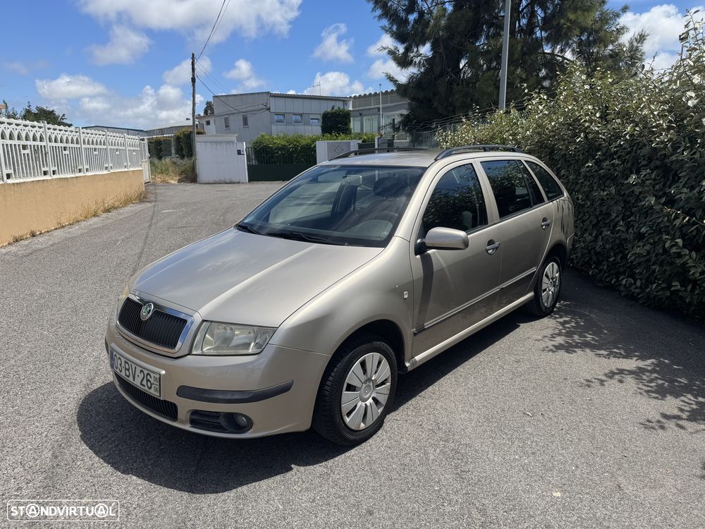 Skoda Fabia Break 1.2 Ambiente - 2