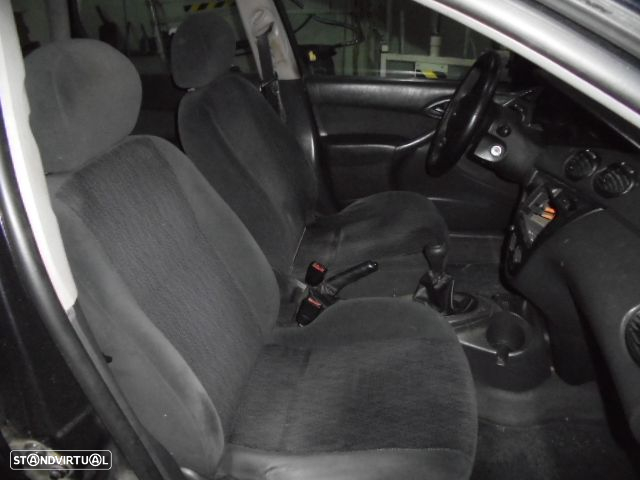 Carro MOT: FXDA CXVEL: XS4R7002C FORD FOCUS 2000 1.4 75CV 5P PRETO GASOLINA - 6