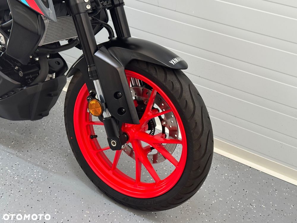 Yamaha MT - 9
