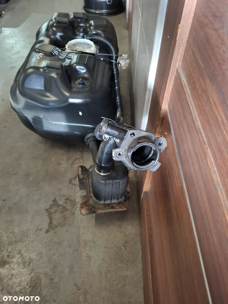 Zbiornik paliwa Fiat Ducato III Boxer Jumper 2017 rok z mocowaniami nr 1384177080 - 2