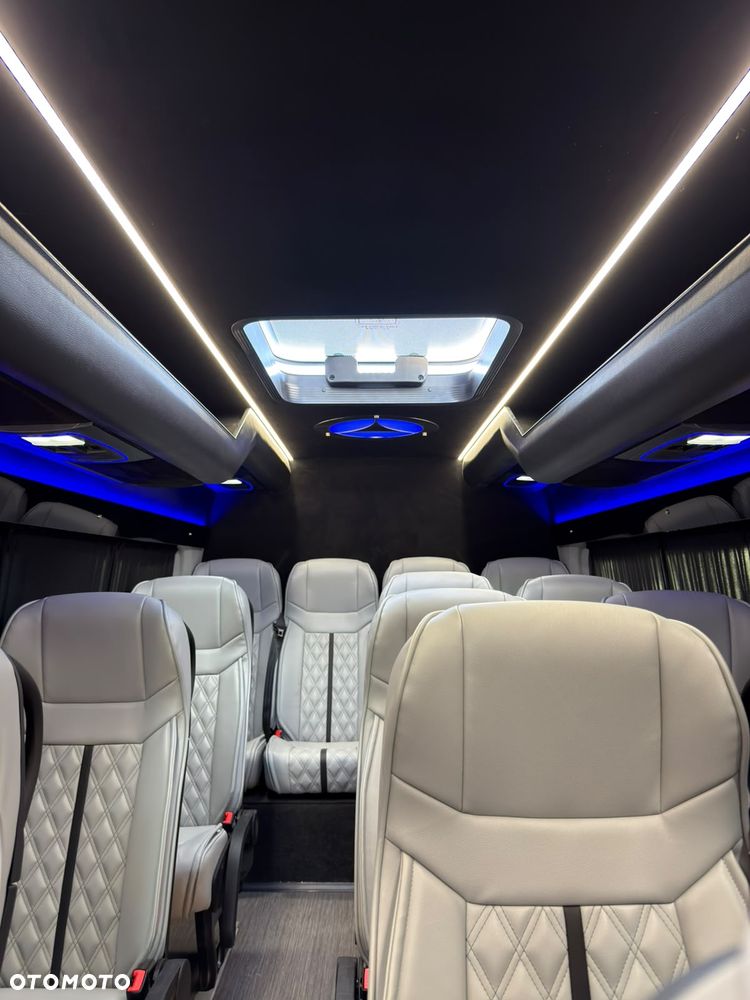 Mercedes-Benz Sprinter 519  rocznik 2026 - 35