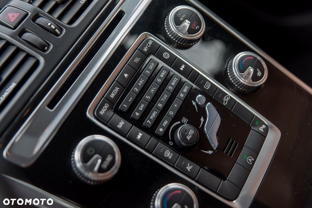 Volvo XC 60 - 29