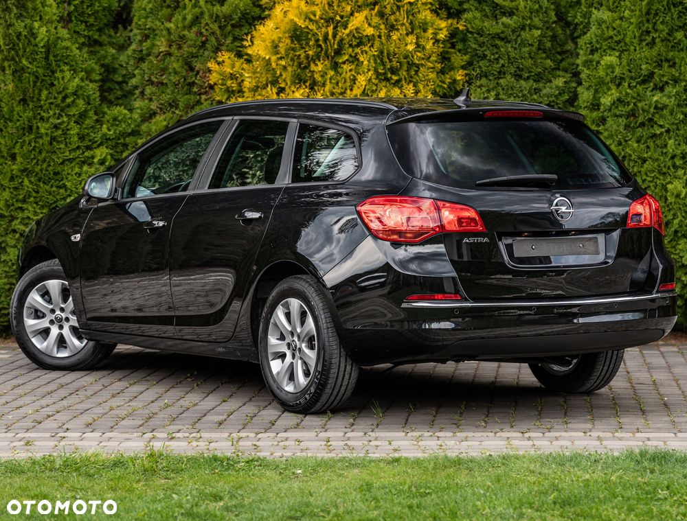 Opel Astra 1.4 Turbo Exklusiv - 21