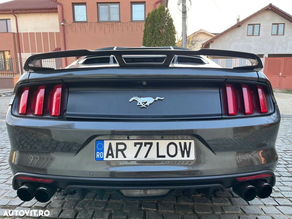 Ford Mustang - 14