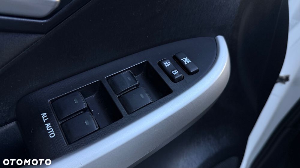 Toyota Prius 1.8 HSD Active - 17