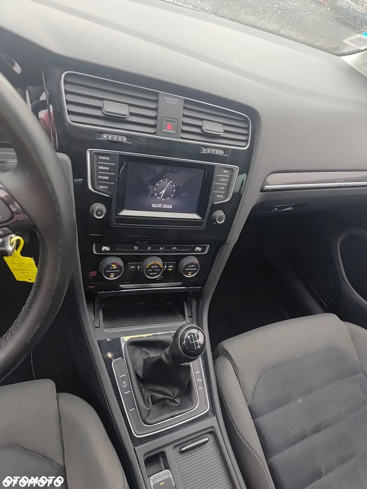 Volkswagen Golf 1.6 TDI Trendline - 26