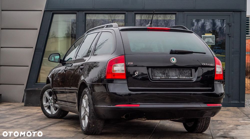 Skoda Octavia 2.0 TDI DPF Elegance - 18