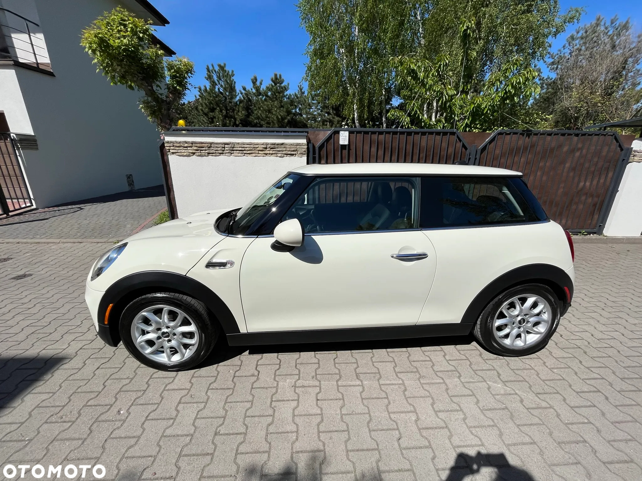 MINI Cooper Standard - 4