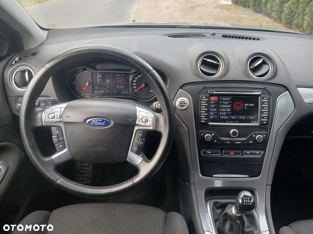 Ford Mondeo - 2