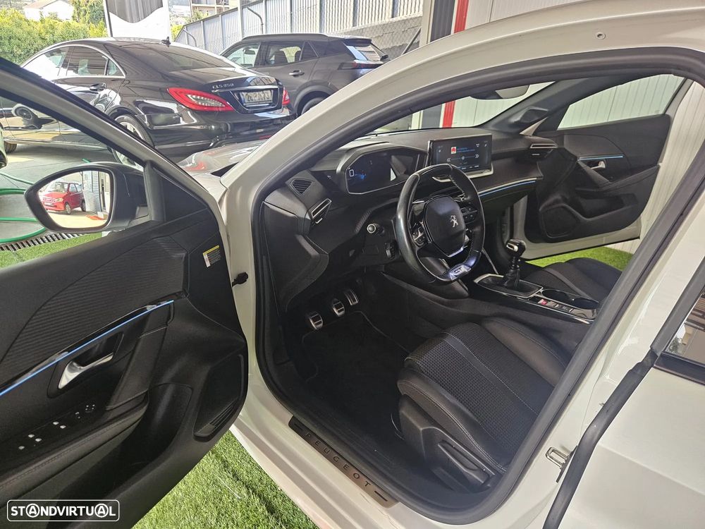 Peugeot 208 1.5 BlueHDi GT - 13