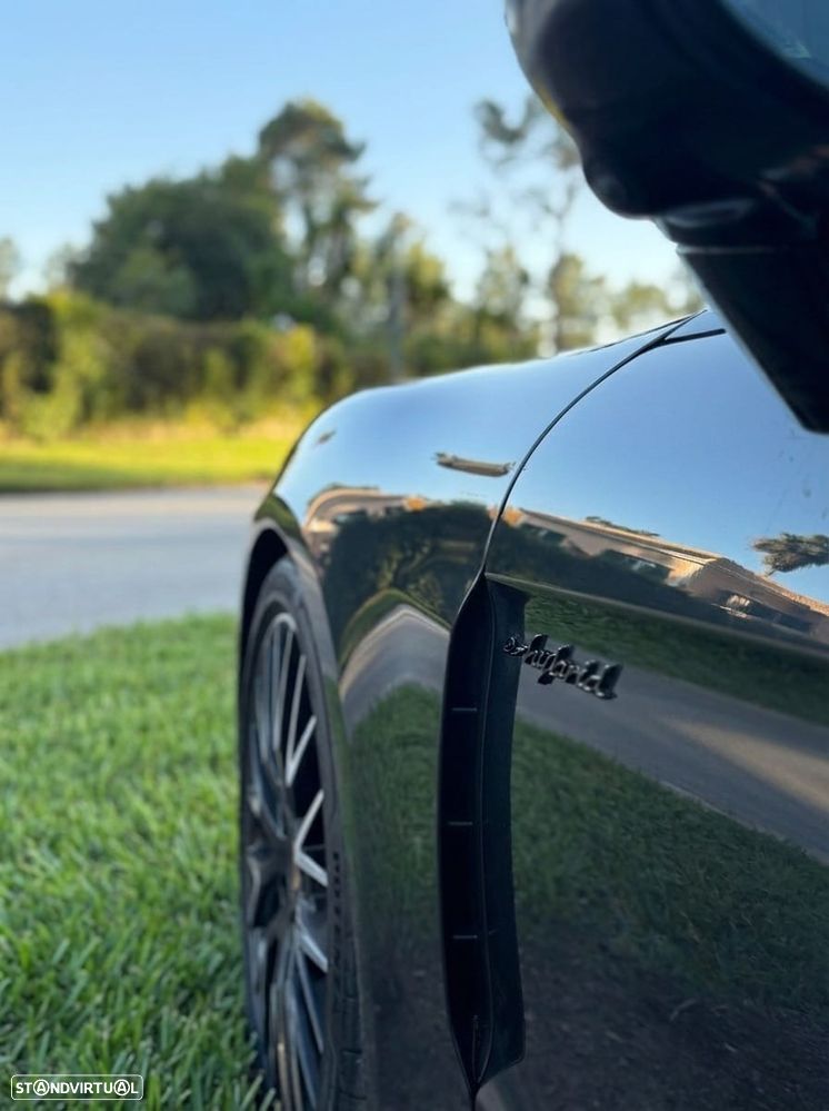 Porsche Panamera 4 E-Hybrid - 6