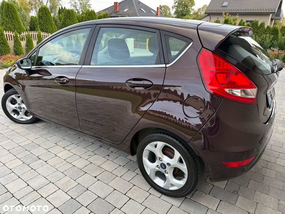 Ford Fiesta - 16