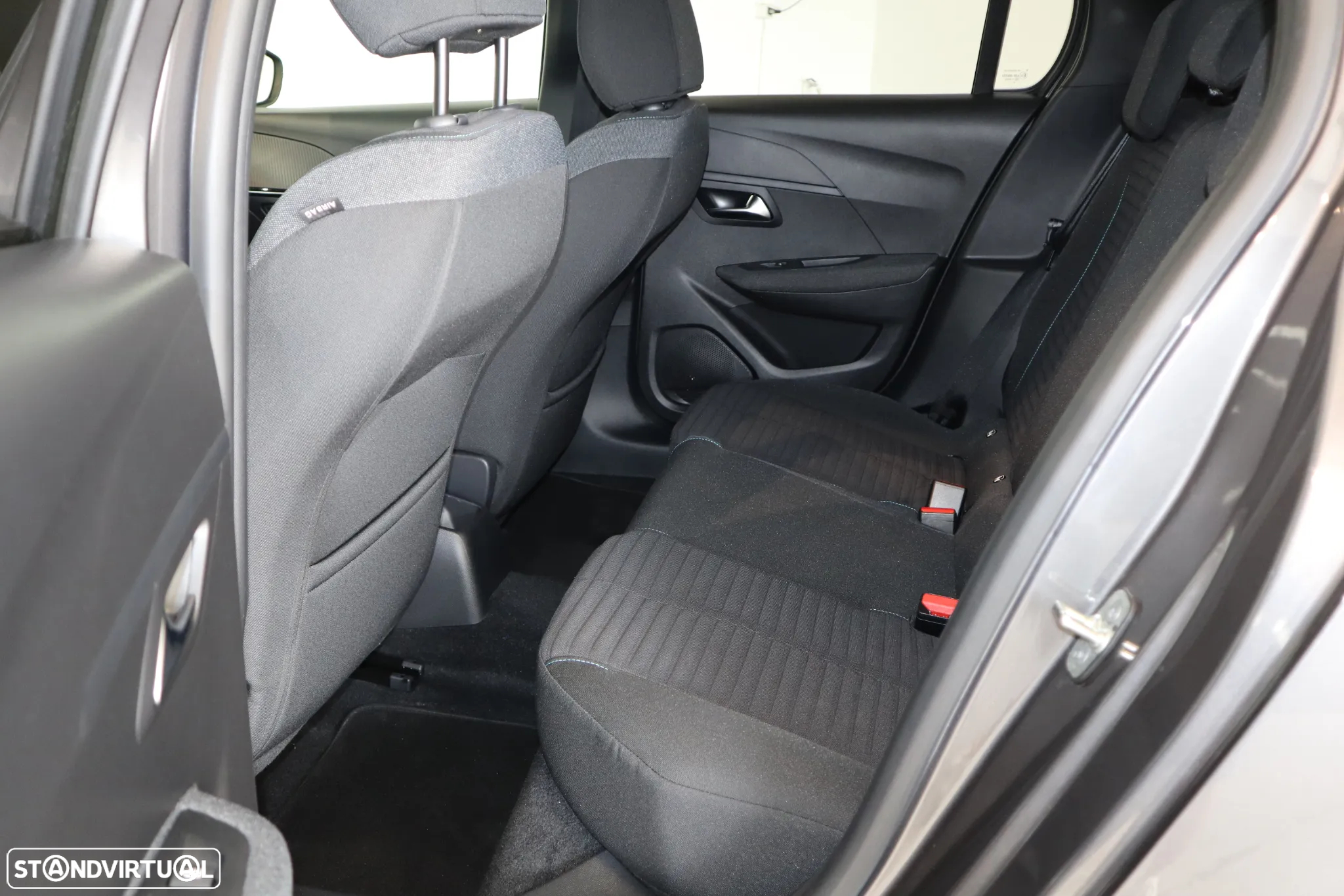Peugeot 208 1.2 PureTech Style - 7