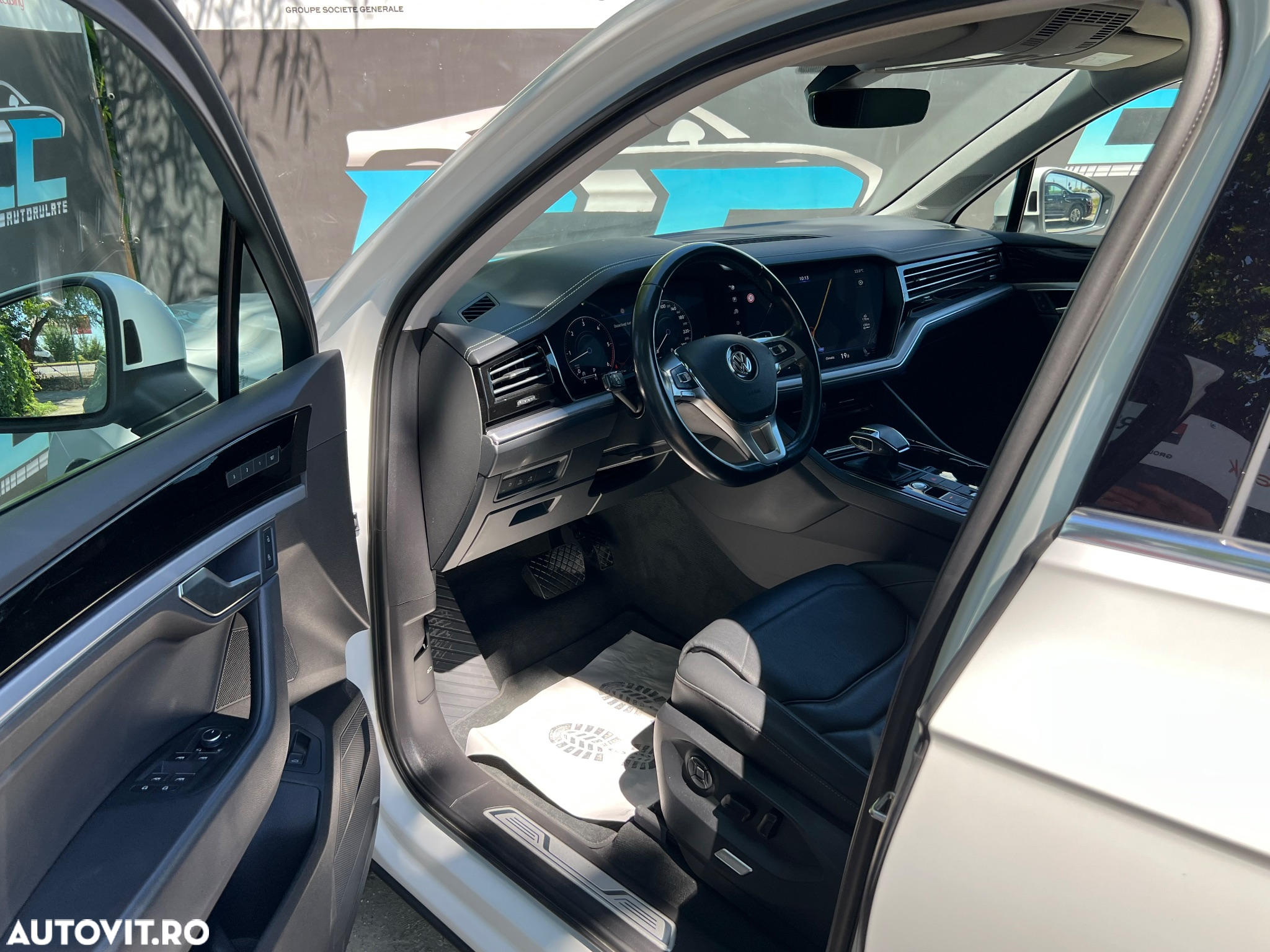 Volkswagen Touareg 3.0 V6 TDI 4Motion DPF Automatik Elegance - 11