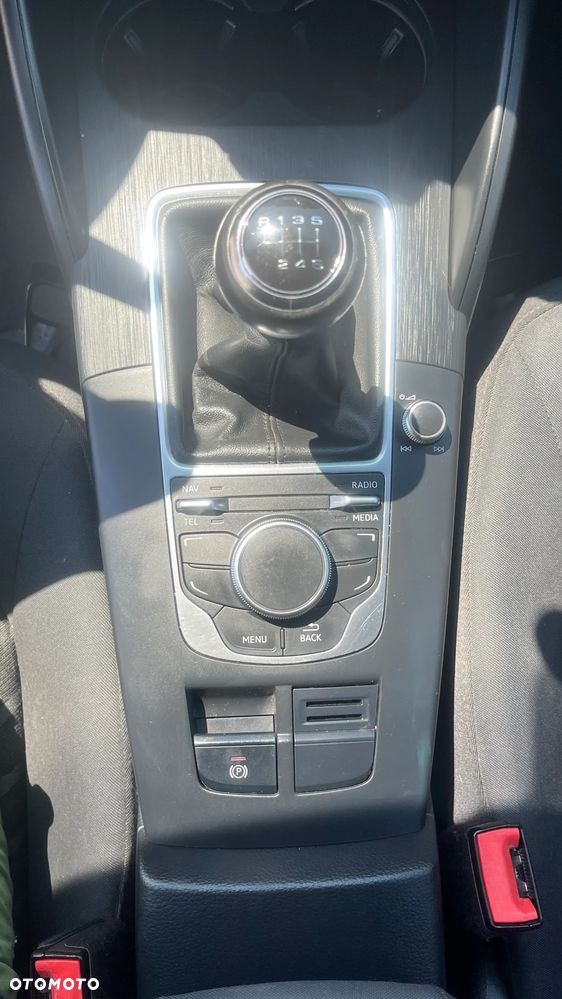 Audi A3 Sportback 1.4 TFSI Attraction - 11