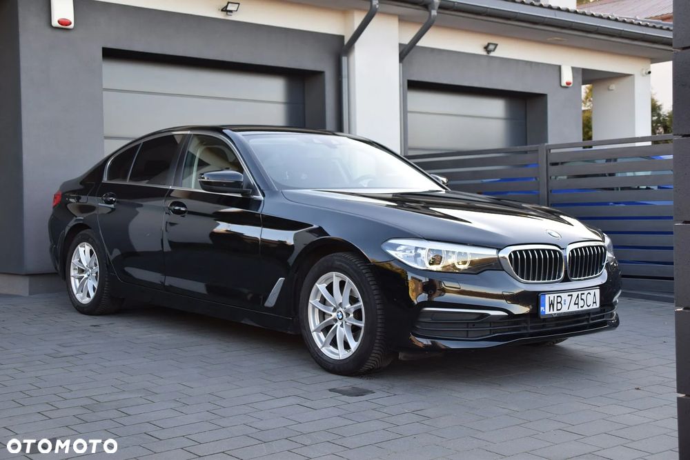 BMW Seria 5 518d - 1