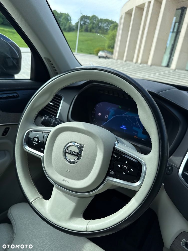 Volvo XC 90 - 27