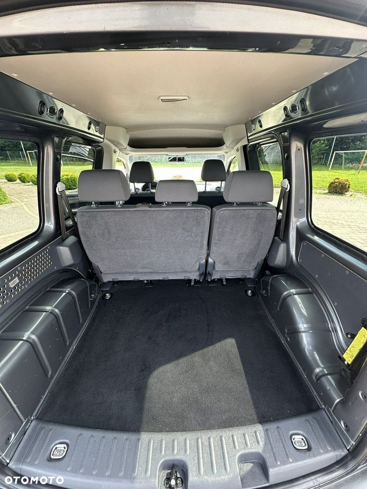 Volkswagen Caddy - 17