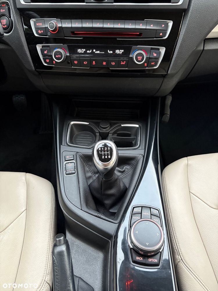 BMW Seria 1 - 12