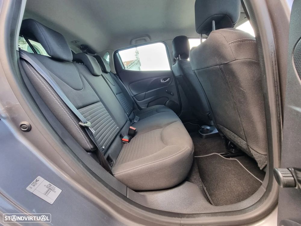 Renault Clio 0.9 TCE Limited - 10
