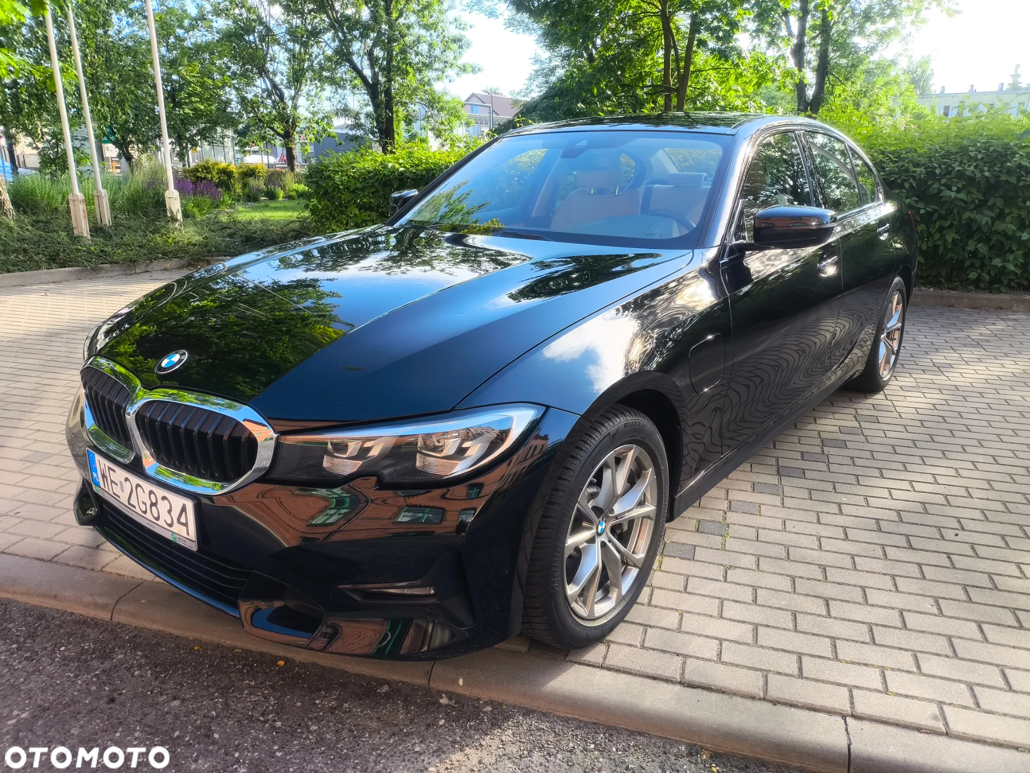 BMW Seria 3 330e - 2