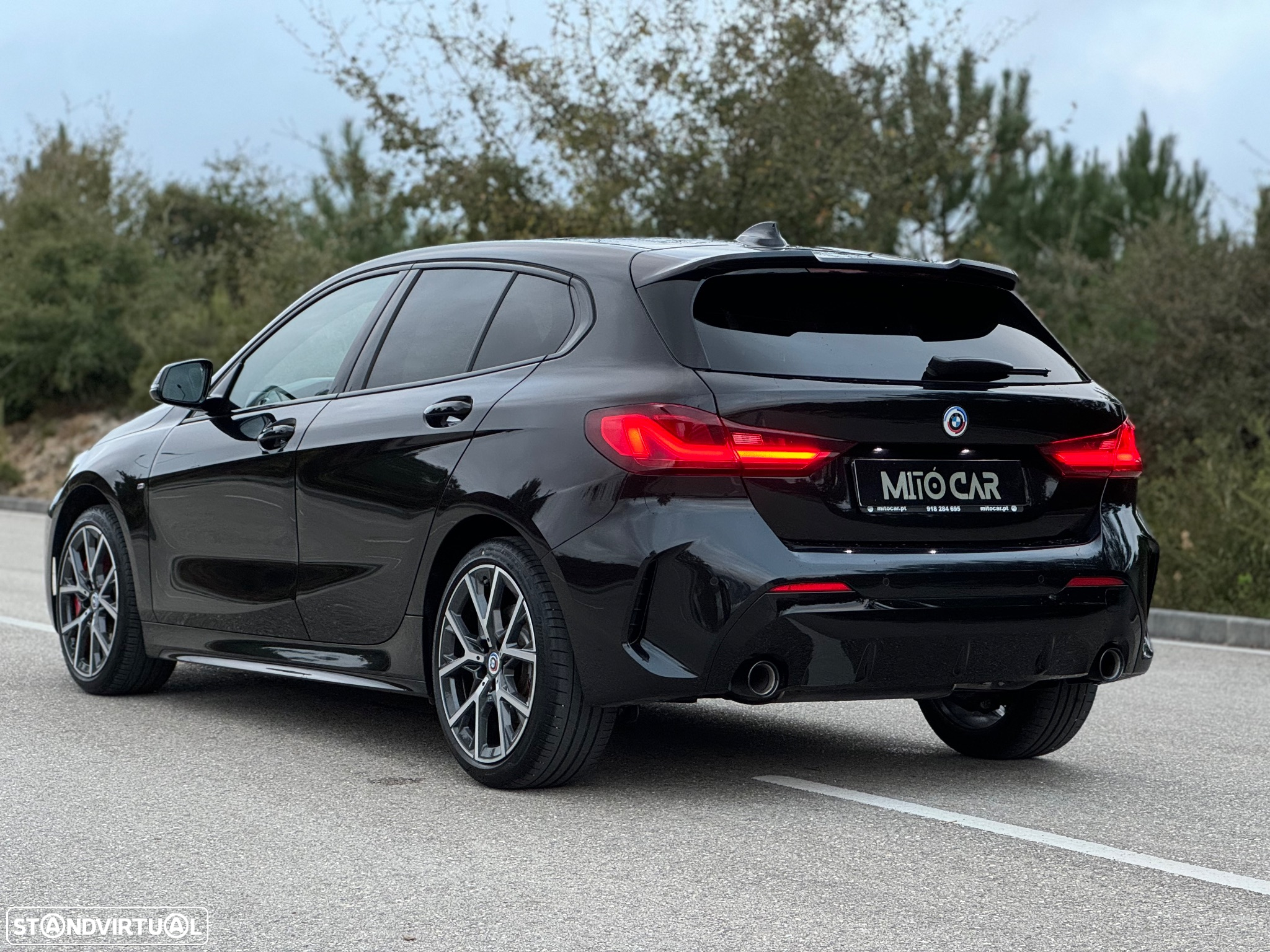 BMW 116 d Pack 50 anos M Auto - 5