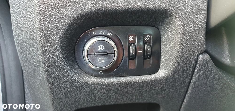 Opel Corsa 1.2 16V Cosmo EasyTronic - 21