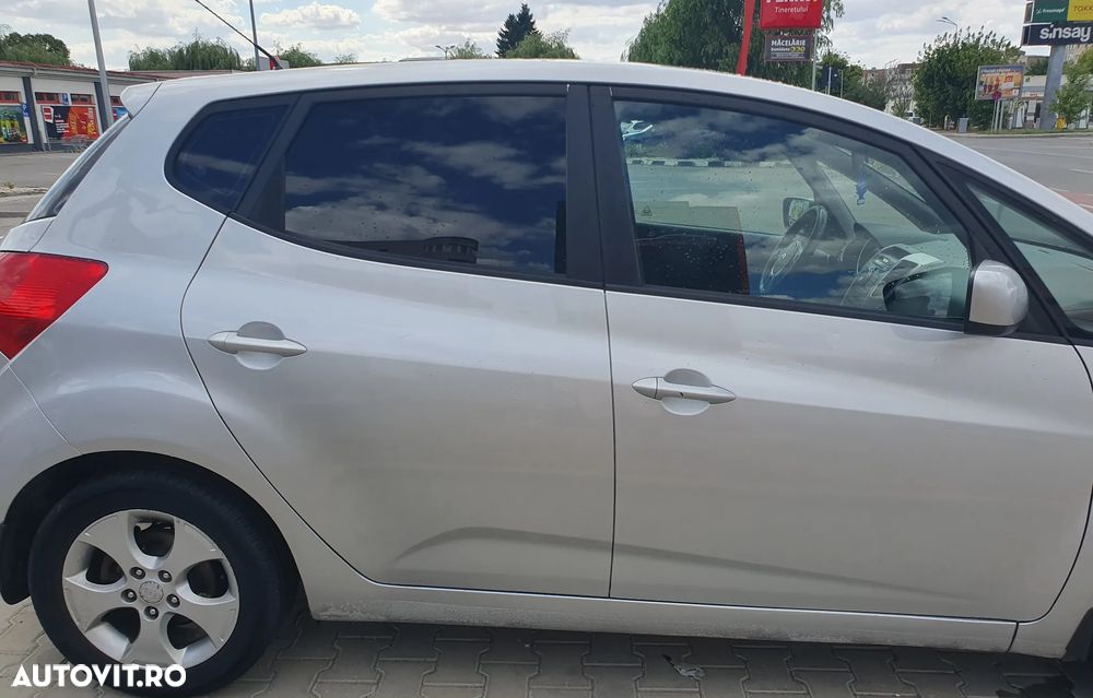 Kia Venga - 3