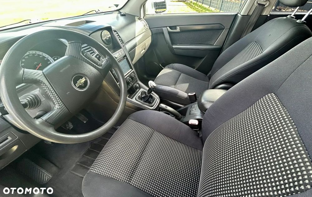 Chevrolet Captiva 2.0 d LS - 10