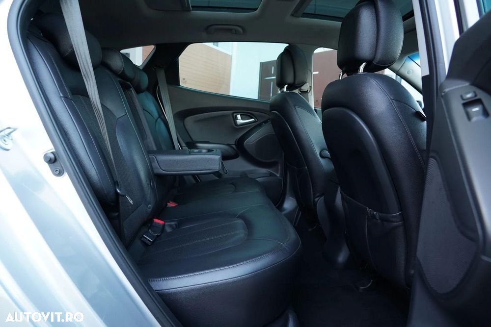 Hyundai ix35 2.0 CRDI 4WD Automatik Style - 10
