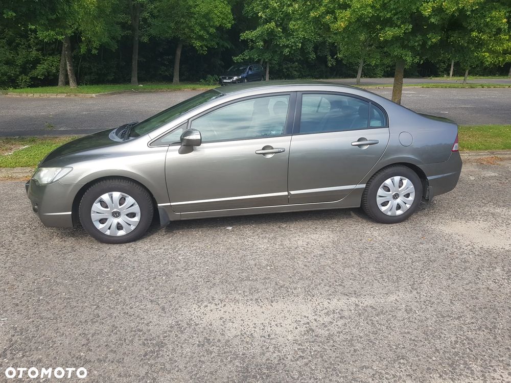 Honda Civic 1.8 Comfort - 3