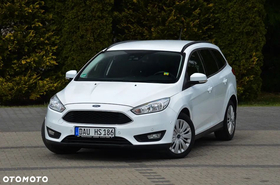 Ford Focus 1.0 EcoBoost Active X - 6