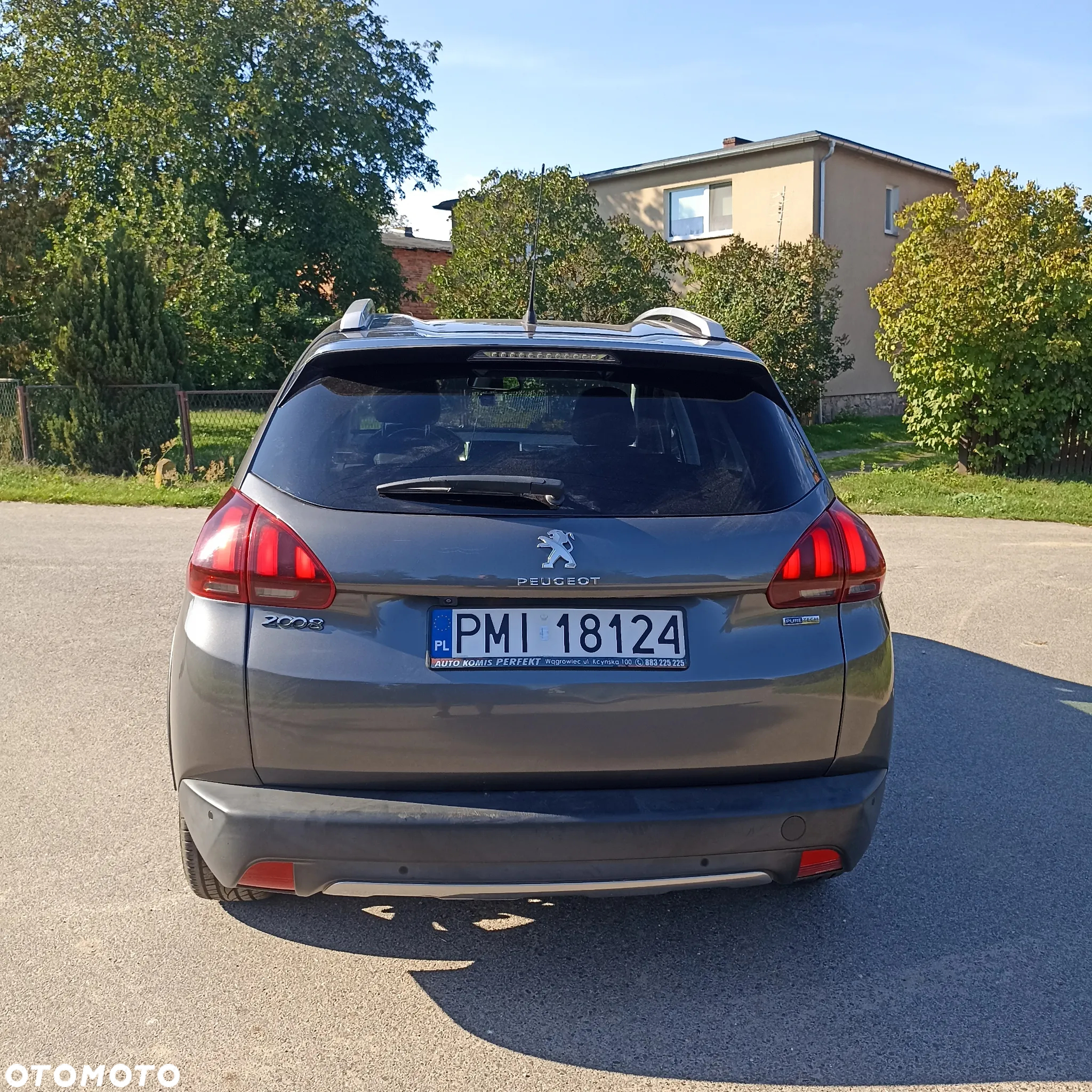 Peugeot 2008 1.2 Pure Tech Allure S&S - 22