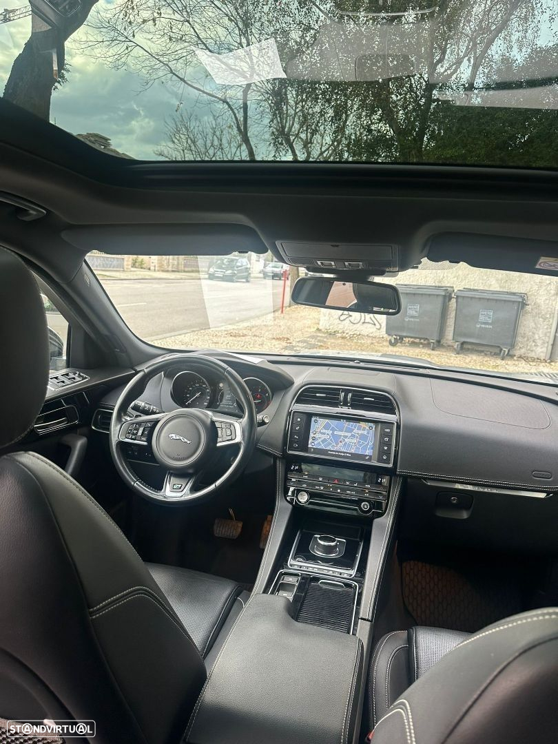 Jaguar F-Pace 2.0 i4D R-Sport Aut. - 26