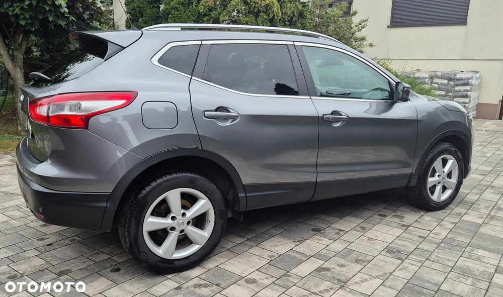 Nissan Qashqai - 11