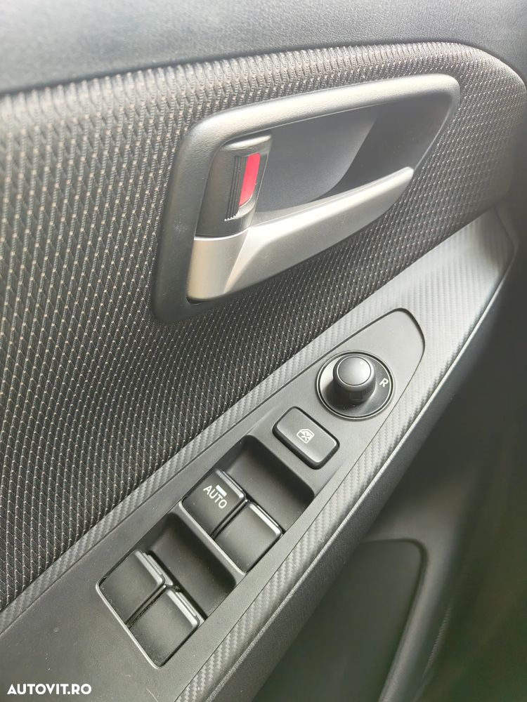 Mazda 2 G90 Takumi - 14