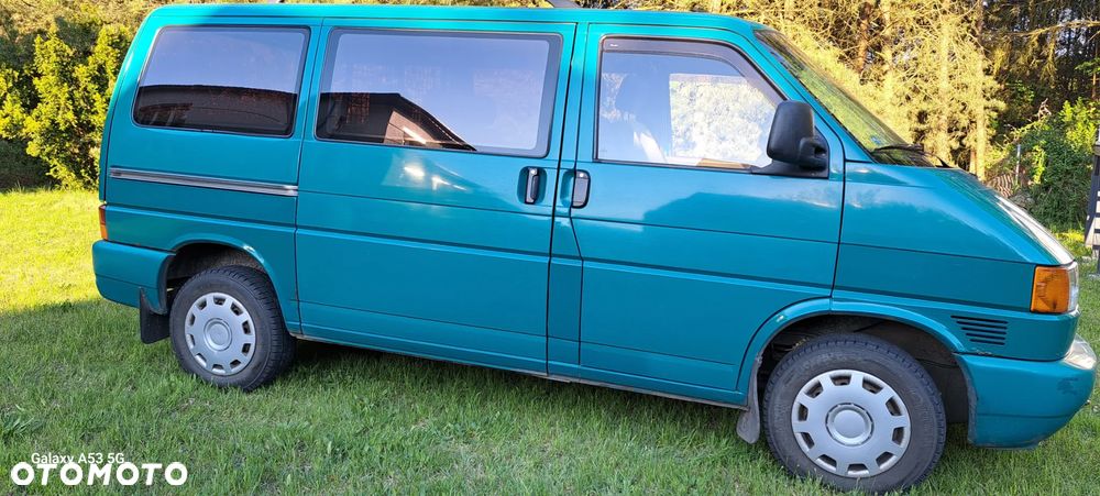 Volkswagen Transporter - 2
