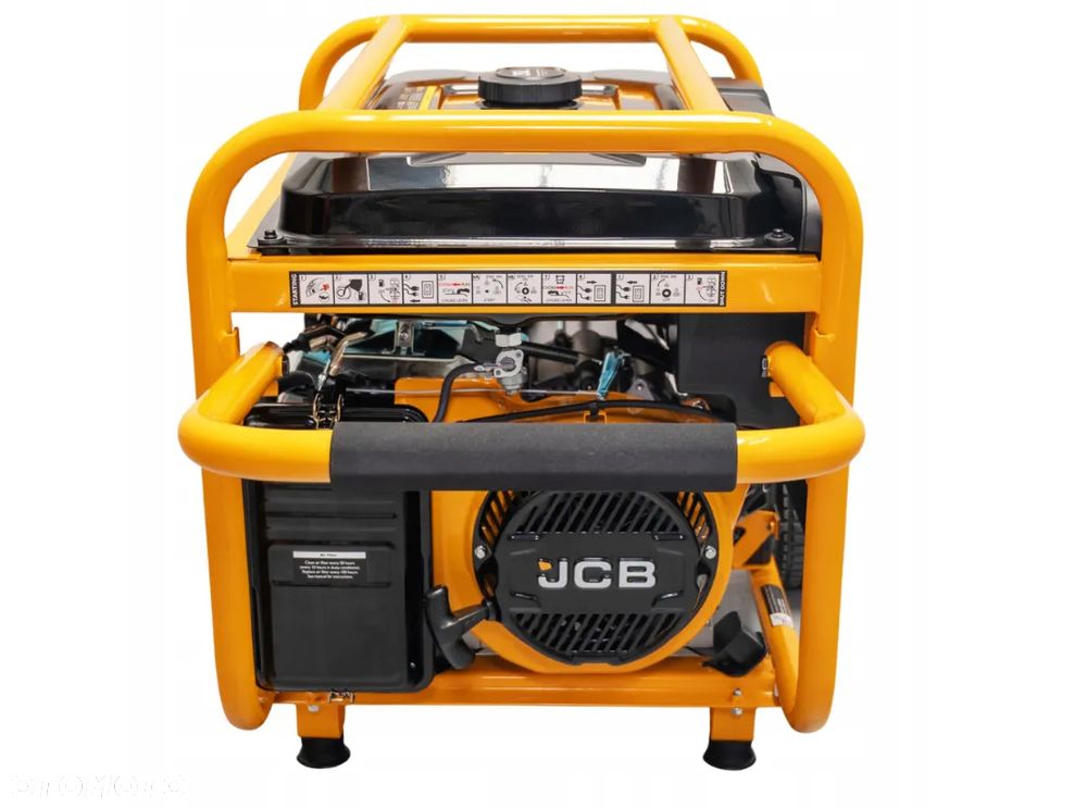JCB Agregat prądotwórczy trójfazowy 7,9 kW benzyna 3 Fazowy AVR - 2