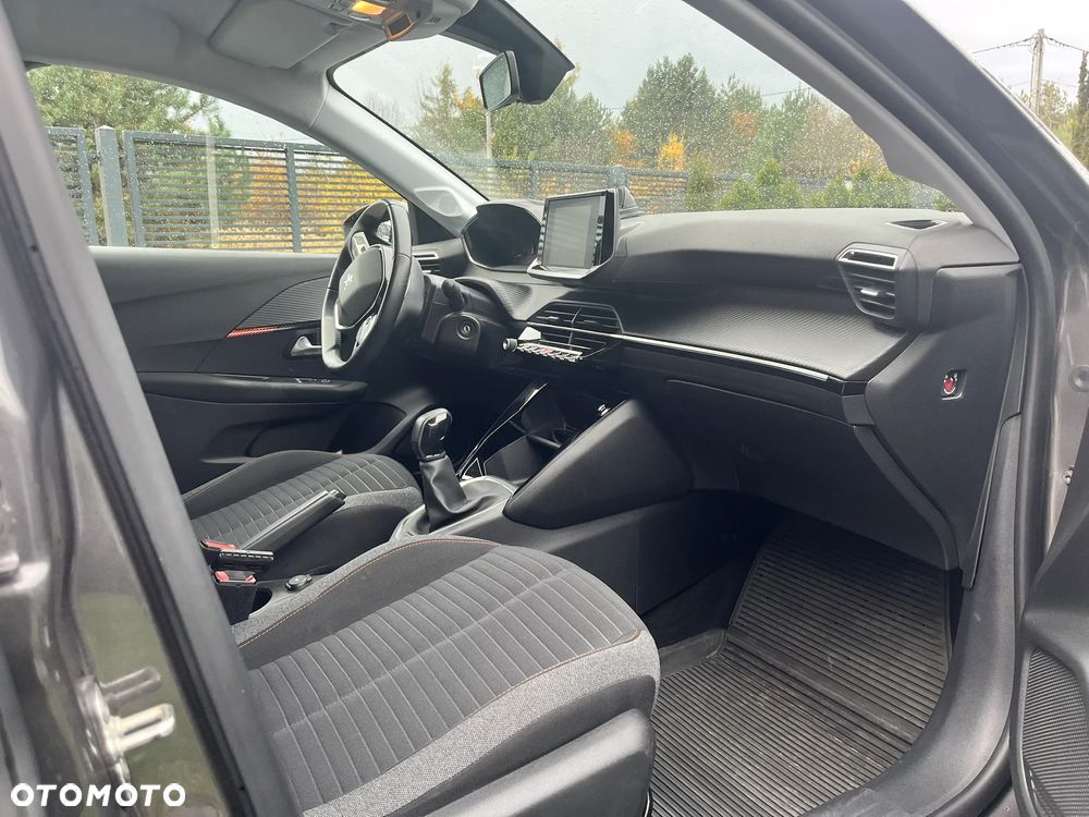 Peugeot 208 1.2 PureTech Allure S&S - 11