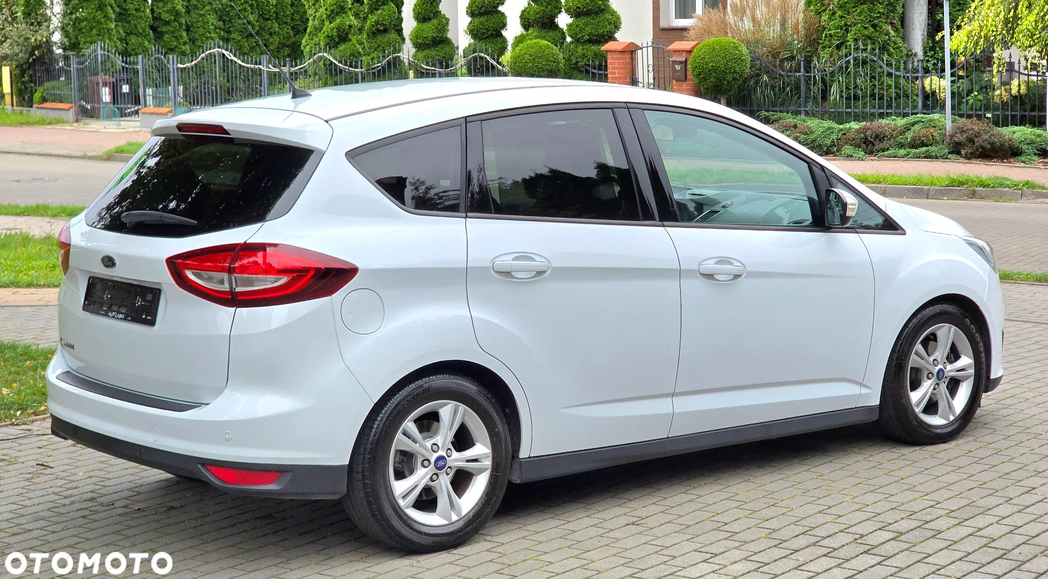 Ford C-MAX 1.6 Ti-VCT Titanium - 4