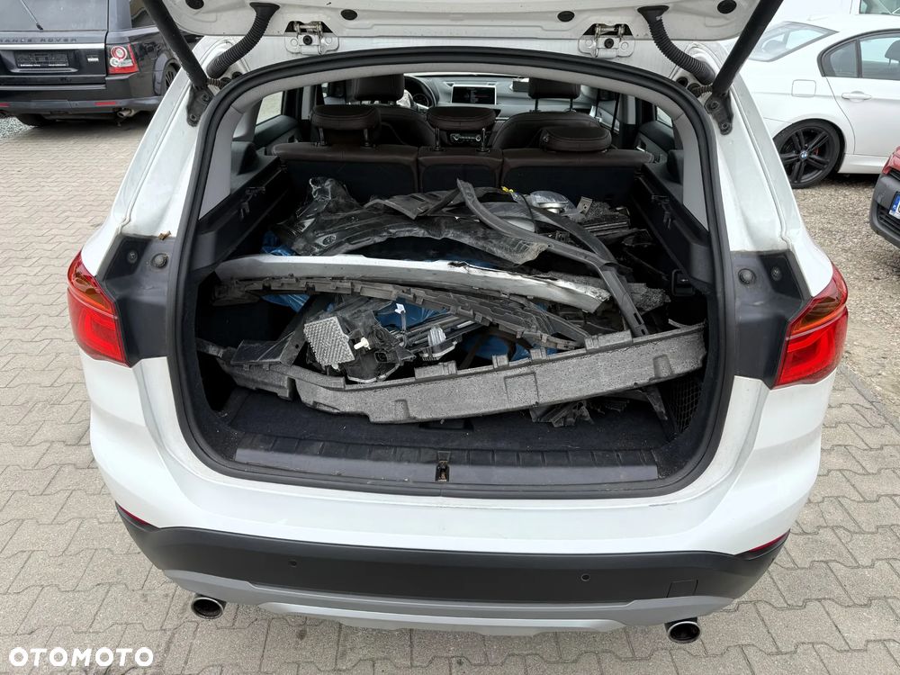 BMW X1 xDrive20d Sport Line - 20