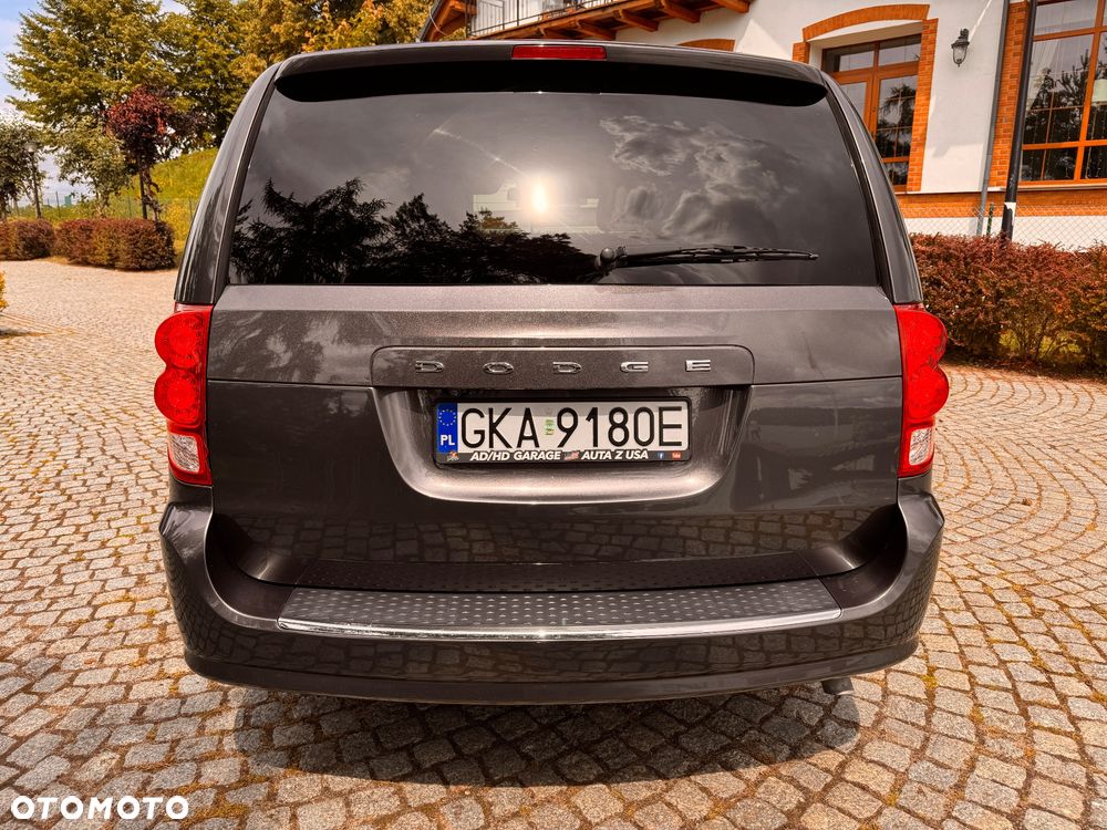 Dodge Grand Caravan 3.6 R/T - 4