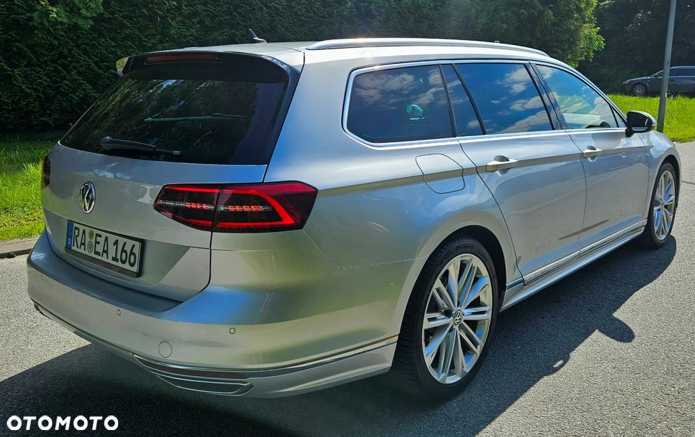 Volkswagen Passat 2.0 TDI (BlueMotion Technology) Highline - 6