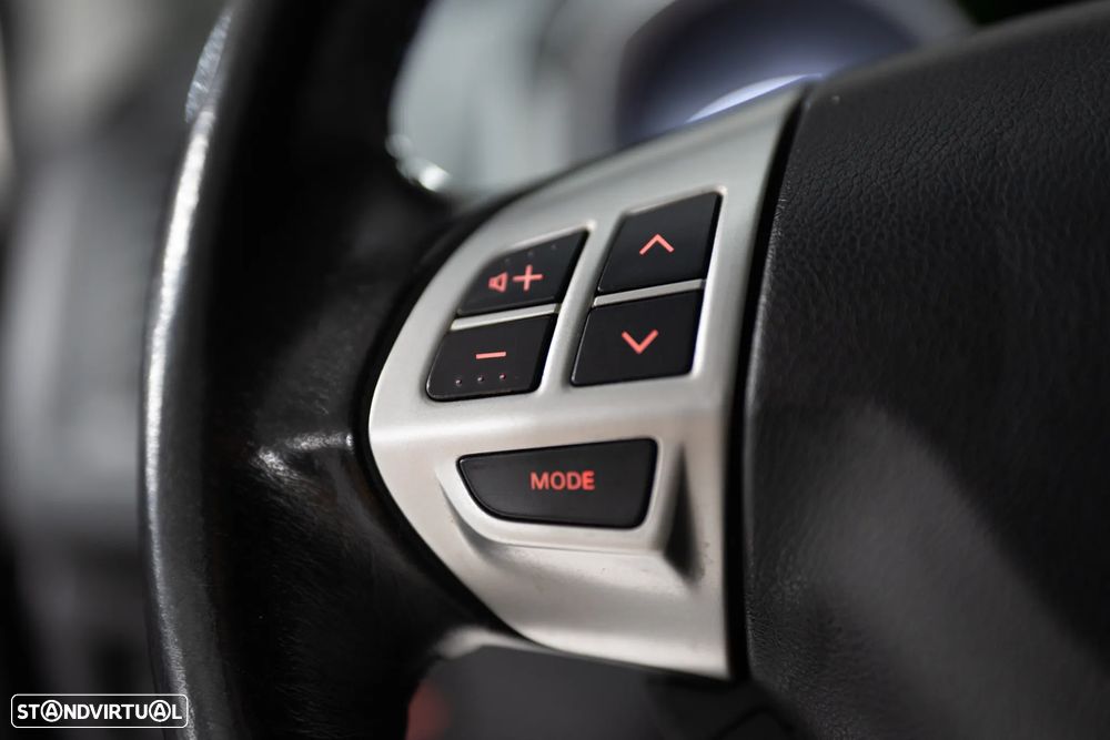 Mitsubishi ASX 1.8 DI-D Instyle - 14