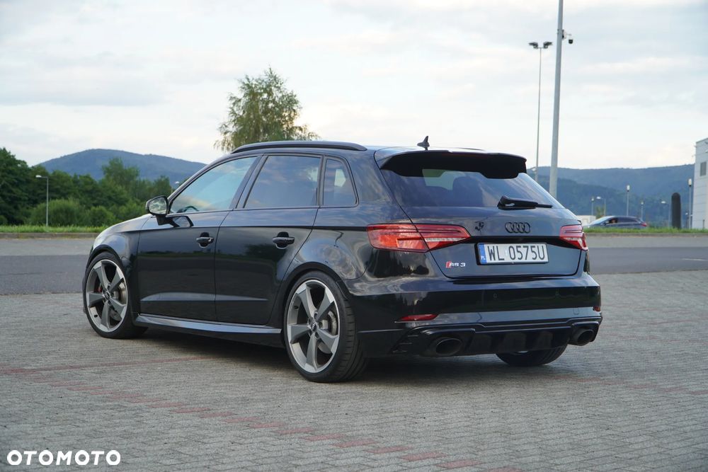 Audi RS3 Sportback 2.5 TFSI Quattro S tronic - 4