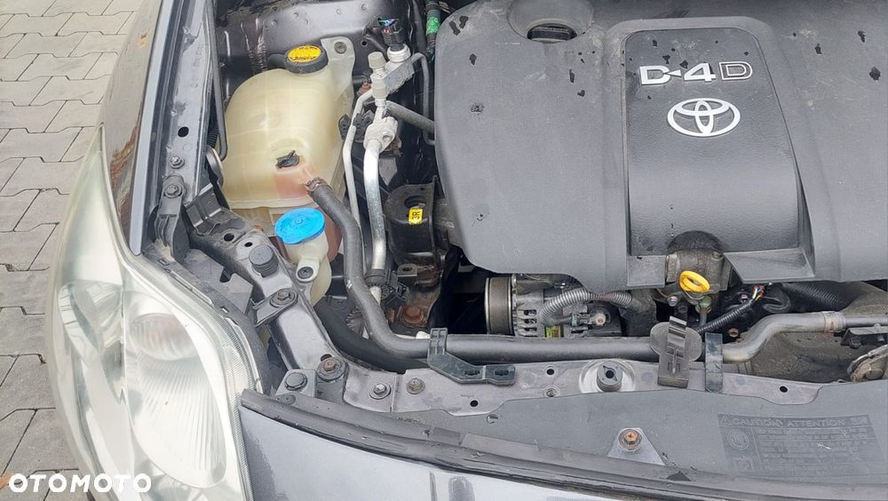 Toyota Auris 1.4 D-4D - 23